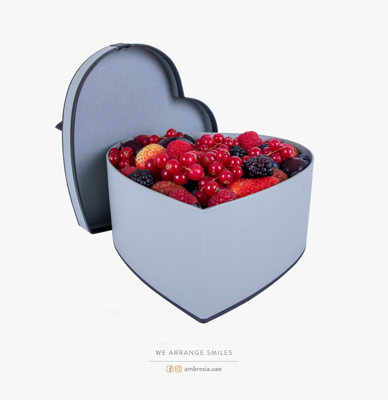 The Classic Love (Berries) Medium