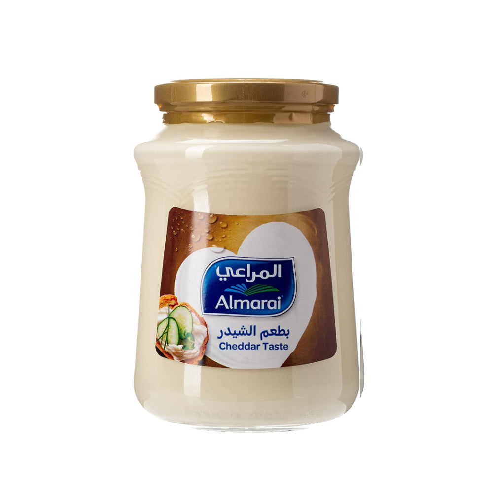 Almarai Gold Spreadable Cheddar Cheese 900g